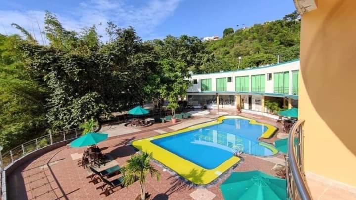 Hotel La Cascada Cristalina Мельгар Экстерьер фото